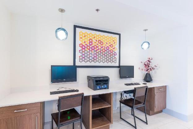 holiday inn express charleston by ihg