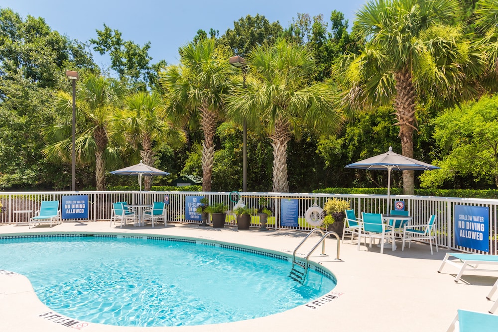 holiday inn express charleston by ihg