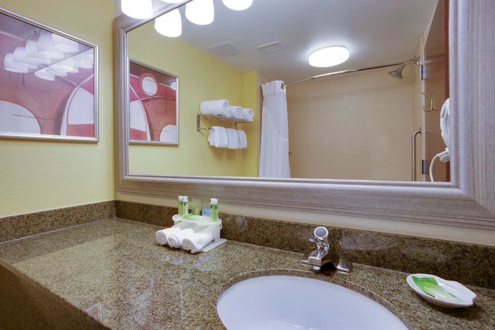 holiday inn express and suites charleston ashley phosphate by ihg