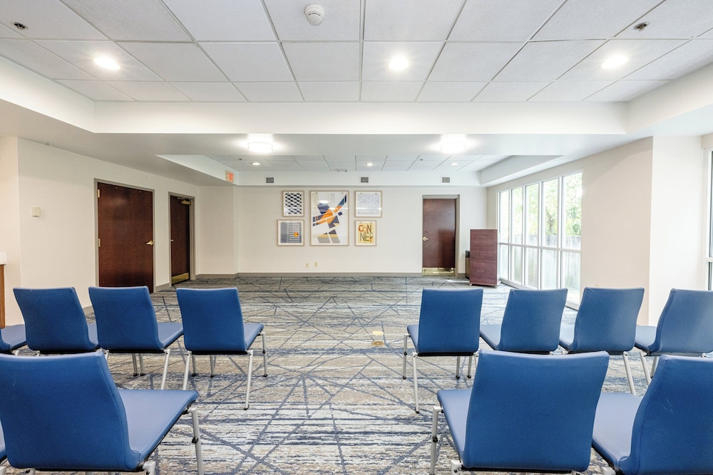 holiday inn express and suites charleston ashley phosphate by ihg