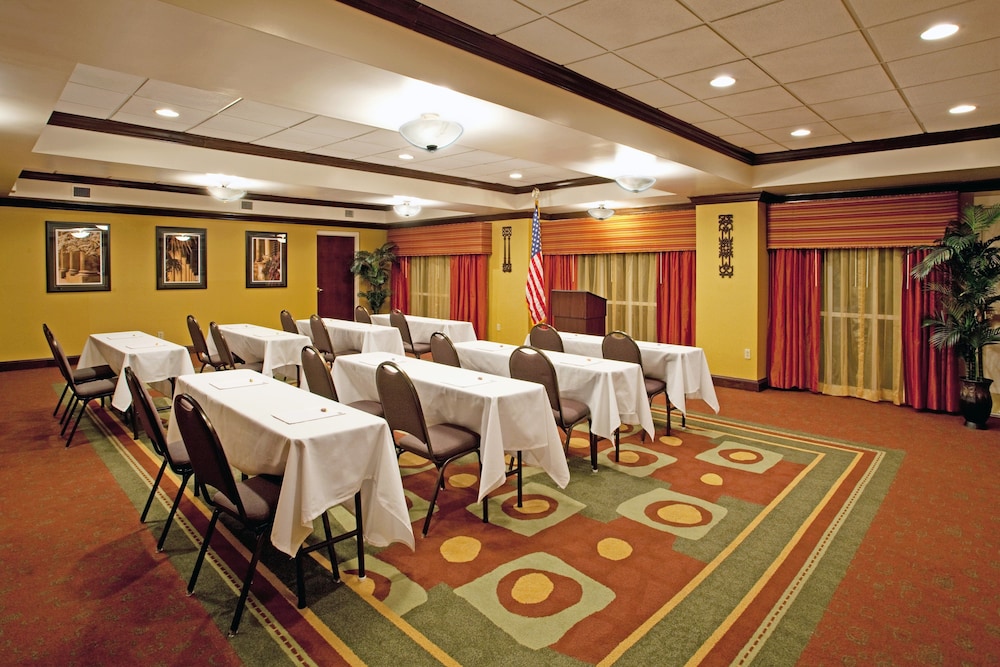 holiday inn express and suites charleston ashley phosphate by ihg