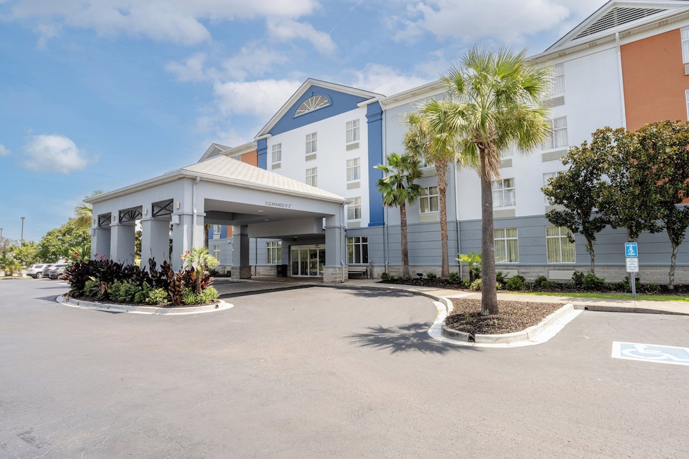 holiday inn express and suites charleston ashley phosphate by ihg