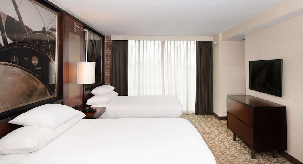 doubletree by hilton hotel and suites charleston airport