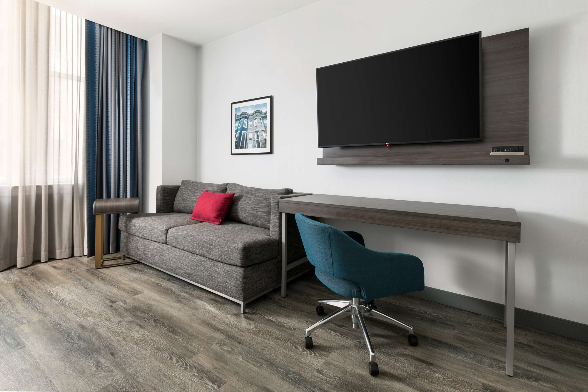 hampton inn and suites baltimore inner harbor