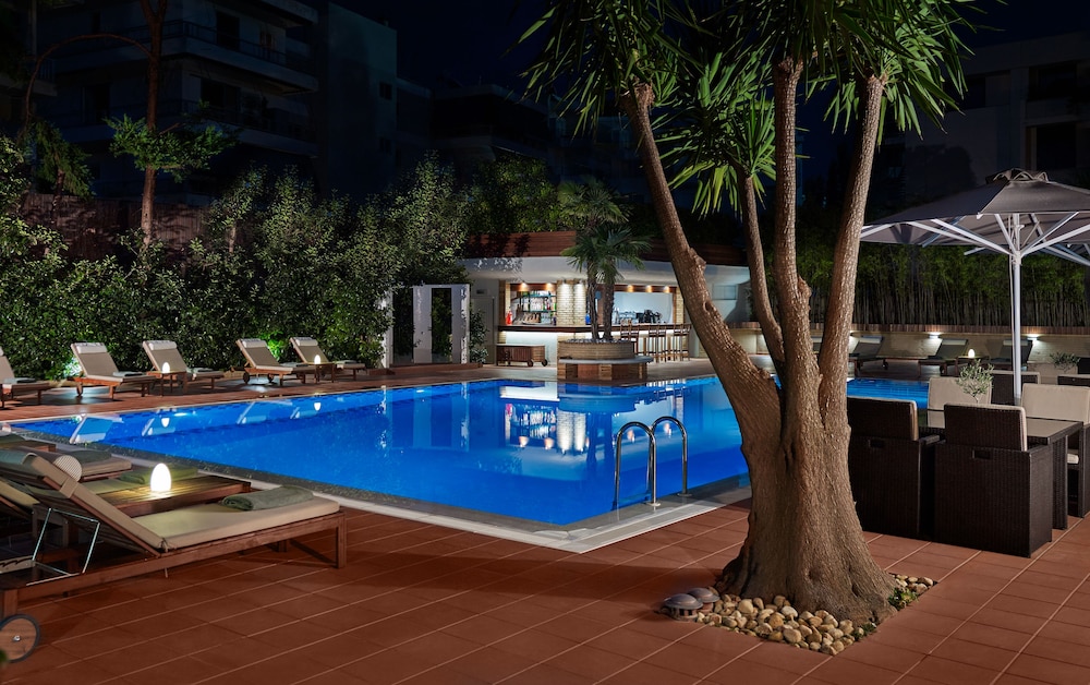 Blazer Suites Hotel,Athens Coast>>Athens,4 star