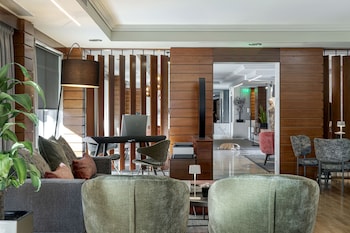 vari voula vouliagmeni