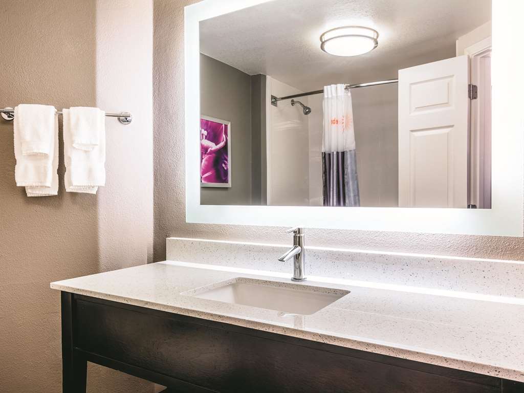 la quinta inn and suites by wyndham shreveport airport