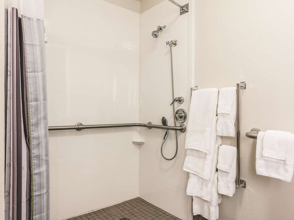 la quinta inn and suites by wyndham shreveport airport