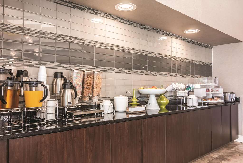 la quinta inn and suites by wyndham shreveport airport