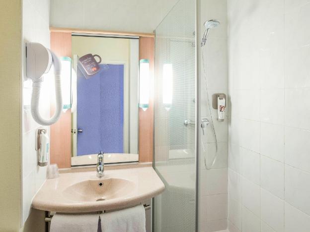 ibis saint brieuc yffiniac