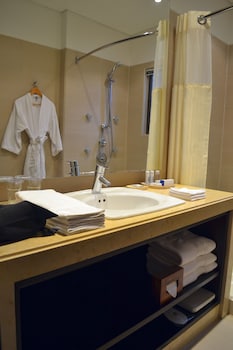 hotel madisson inn luxury by geh suites