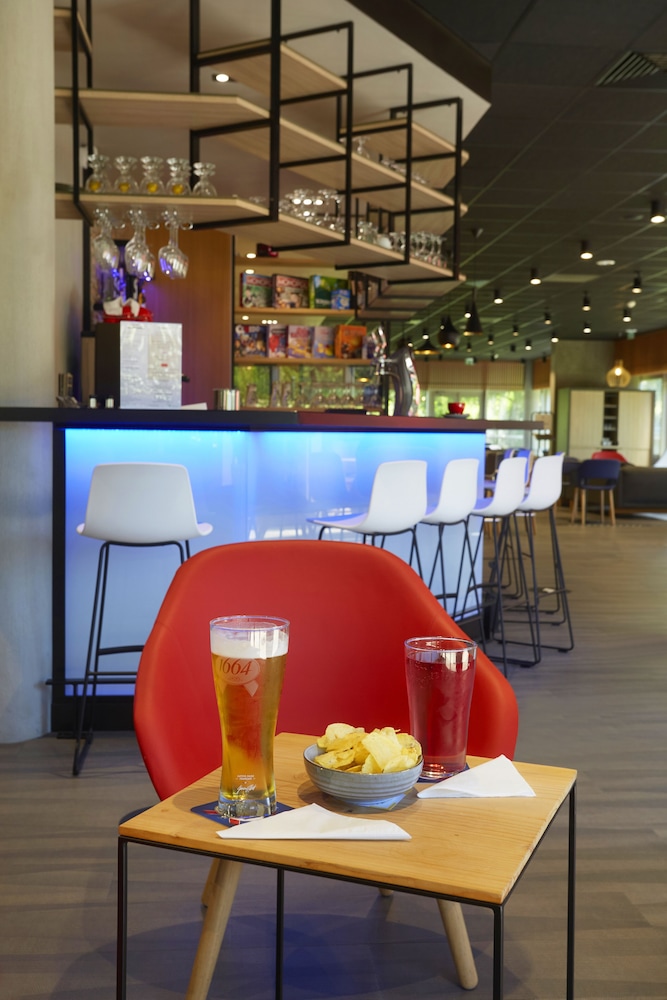 ibis archamps porte de geneve