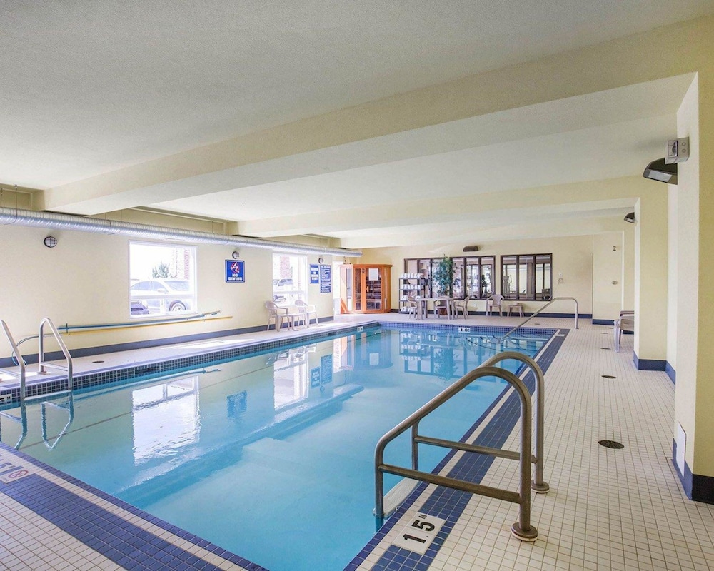 comfort inn and suites