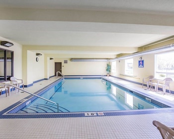 comfort inn and suites