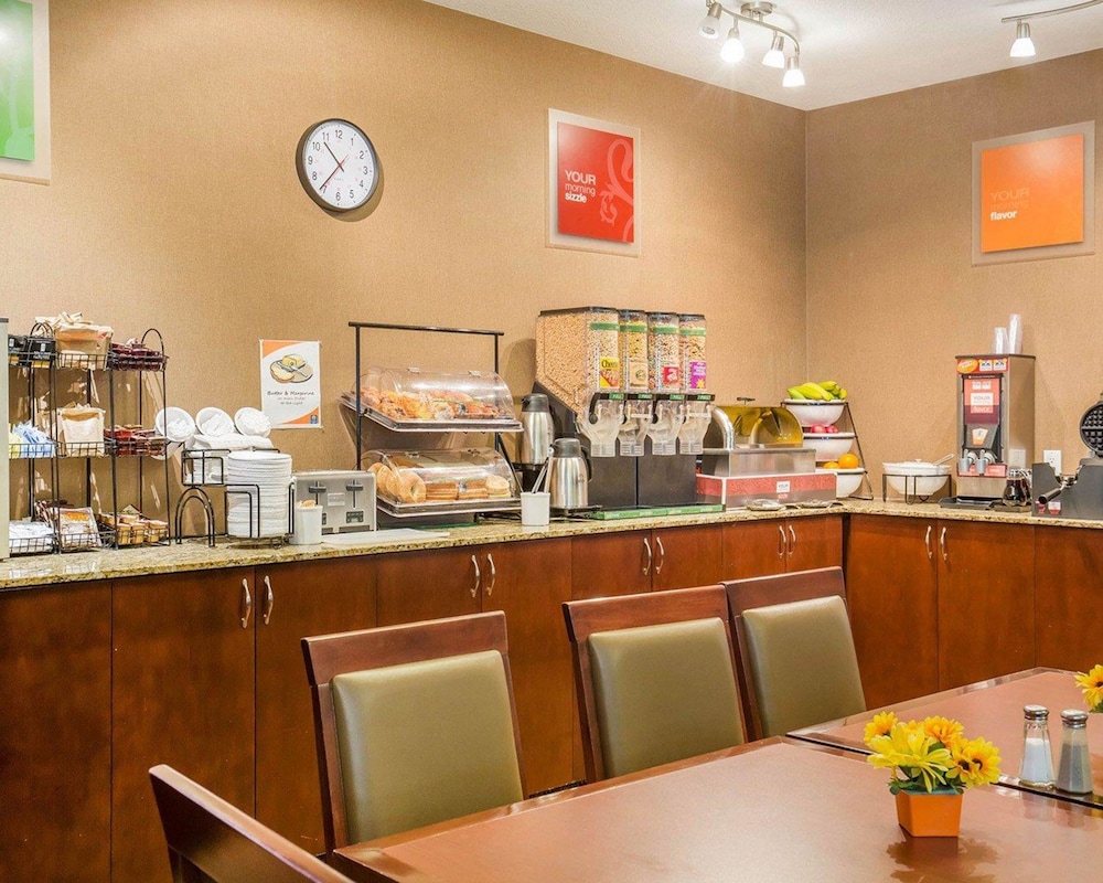 comfort inn and suites