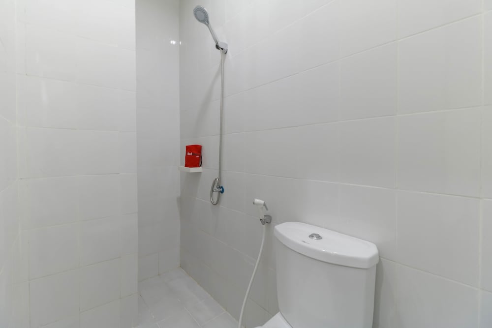 reddoorz plus kapuk business park