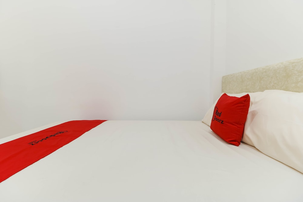 reddoorz plus kapuk business park