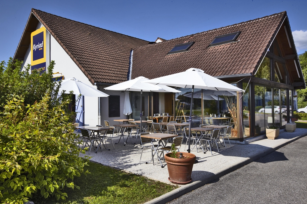 kyriad geneve saint genis pouilly