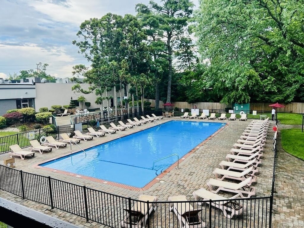 quality inn wayne fairfield area