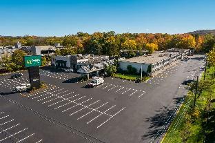 quality inn wayne fairfield area