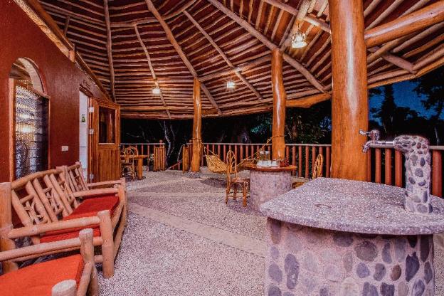 atremaru jungle retreat