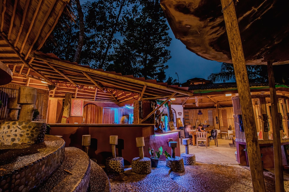 atremaru jungle retreat