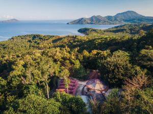 atremaru jungle retreat
