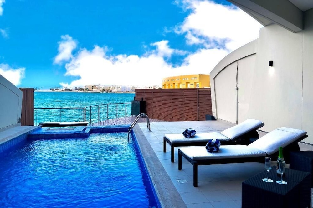 the dragon hotel and resort