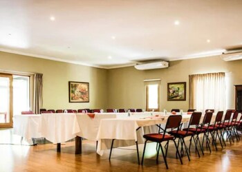 willows boutique hotel