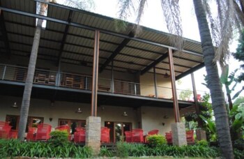 willows boutique hotel