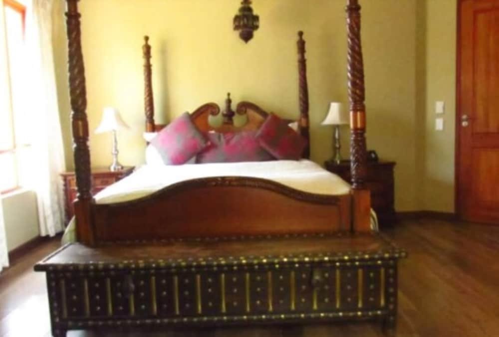 willows boutique hotel