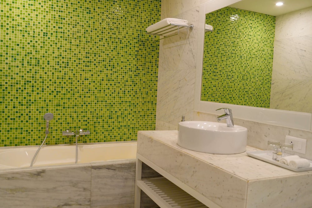 sarovar portico outer ring road bengaluru