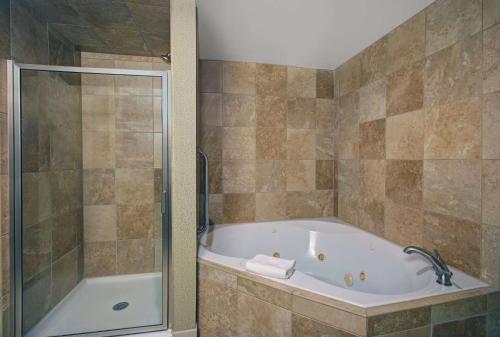hampton inn greenville i 385 woodruff rd