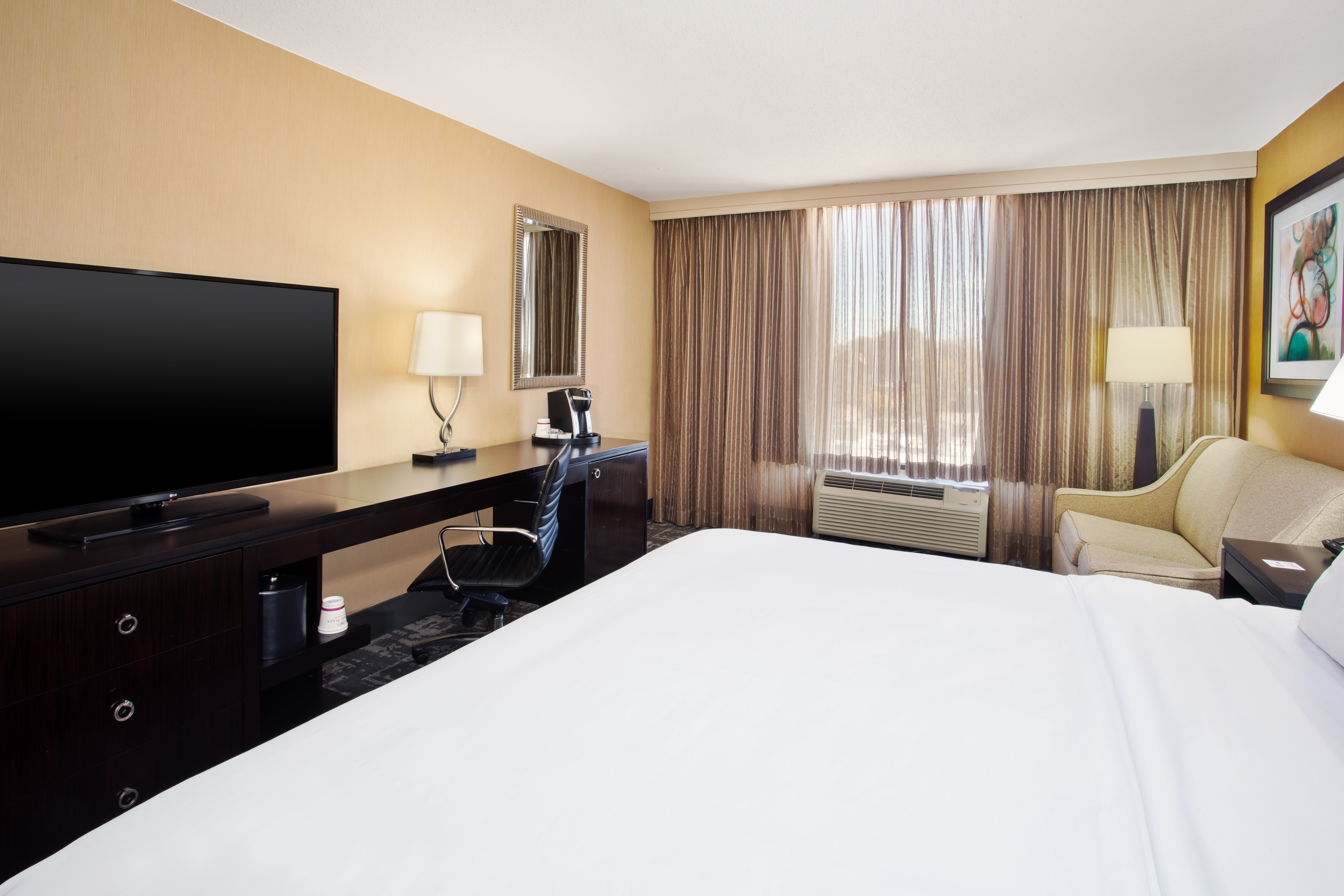 crowne plaza hotel greenville i 385 roper mtn rd by ihg