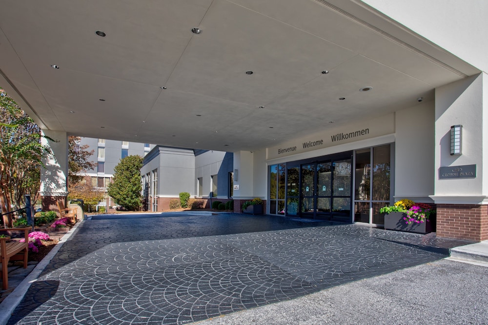 crowne plaza hotel greenville i 385 roper mtn rd by ihg