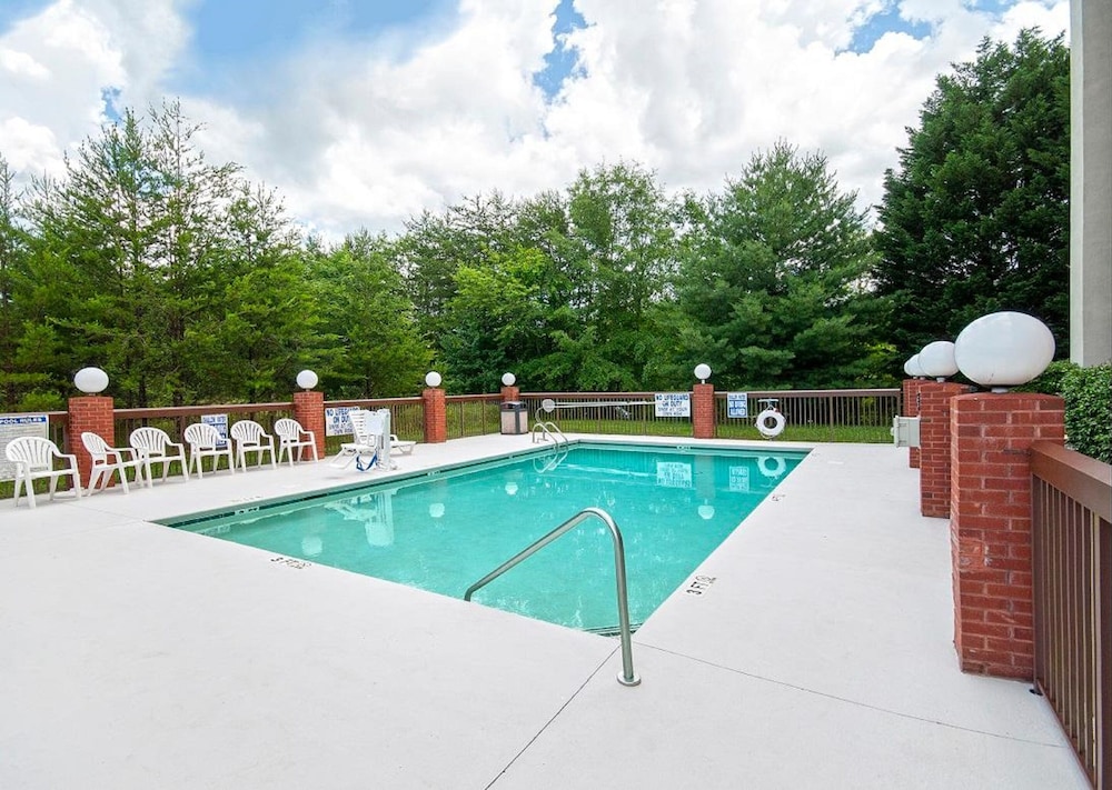 hampton inn greenville travelers rest