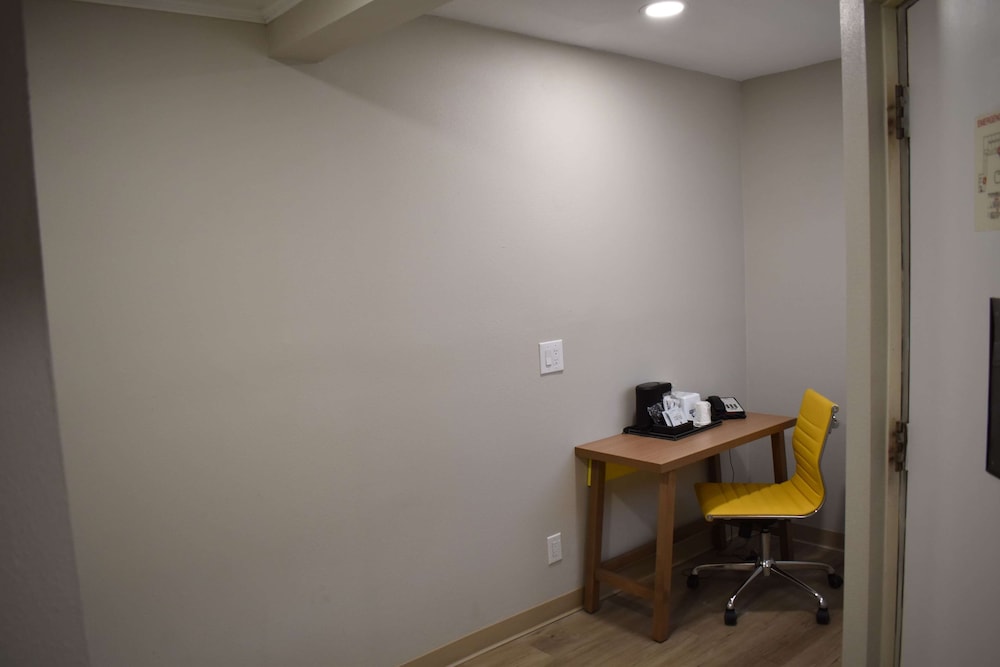 days inn by wyndham san antonio alamo riverwalk