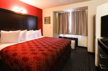 econo lodge and suites greenville