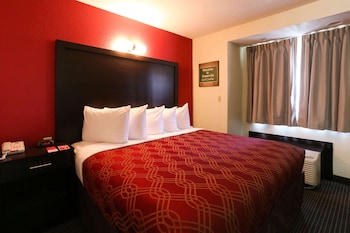 econo lodge and suites greenville