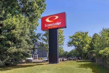 econo lodge and suites greenville