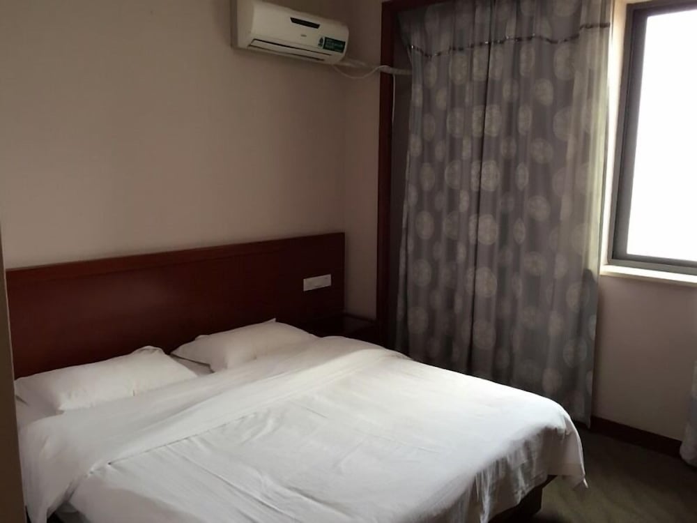 greentree alliance zhoushan shenjiamen duntou wharf hotel