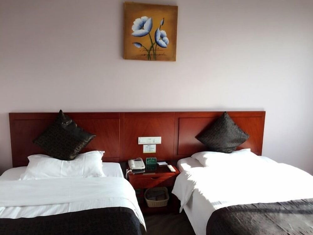 greentree alliance zhoushan shenjiamen duntou wharf hotel