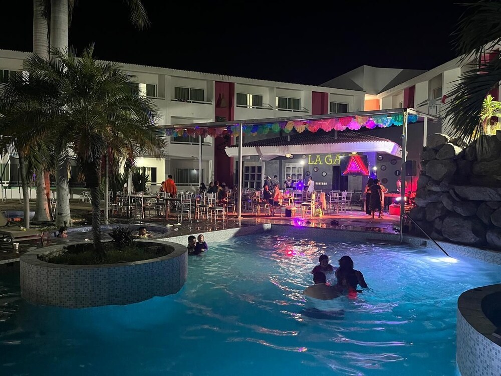 santa maria huatulco