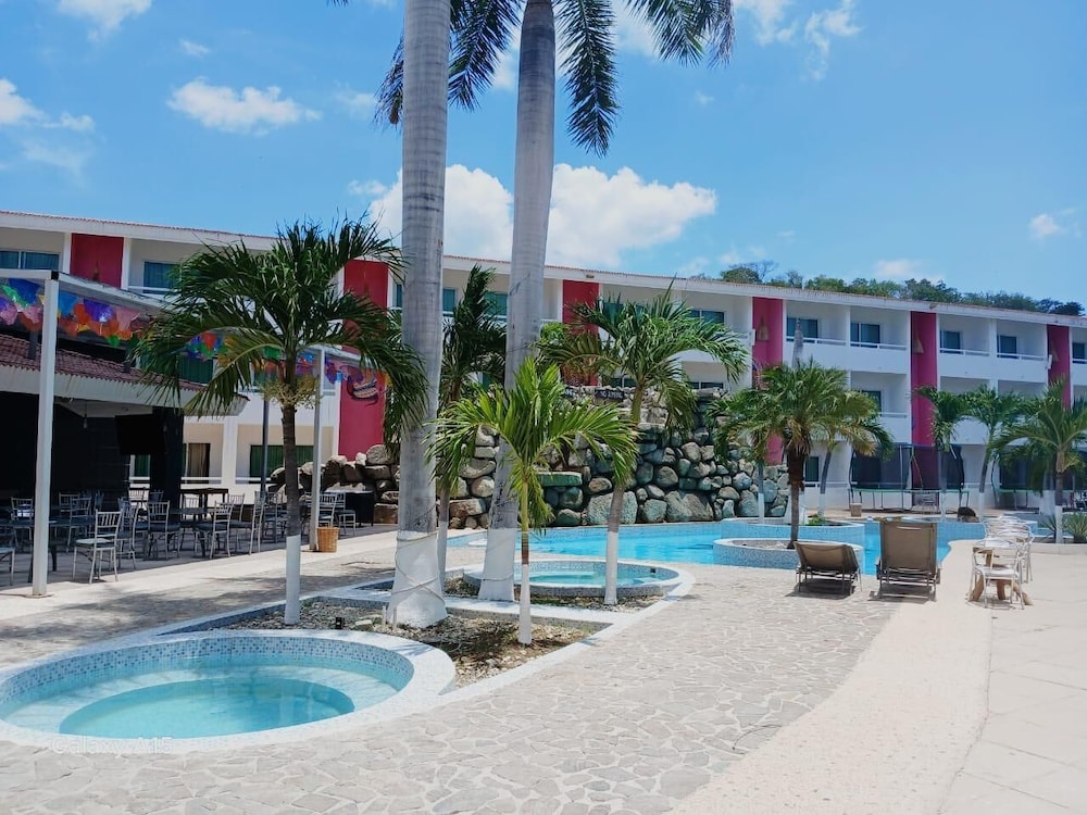 santa maria huatulco
