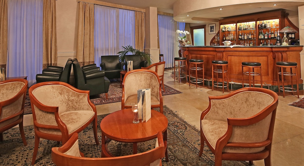hotel savoy palace