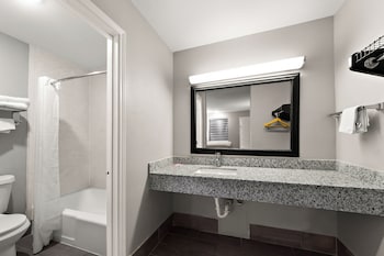 sky palace inn and suites by jasper laredo