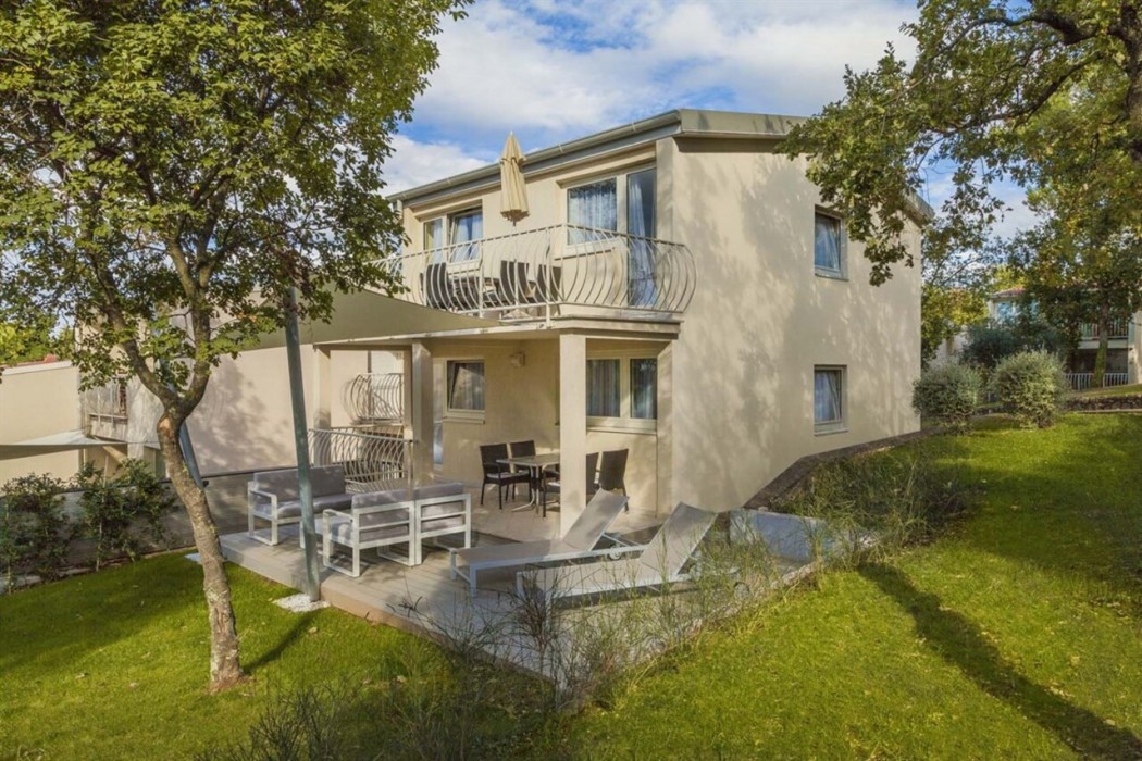 apartments bellevue plava laguna