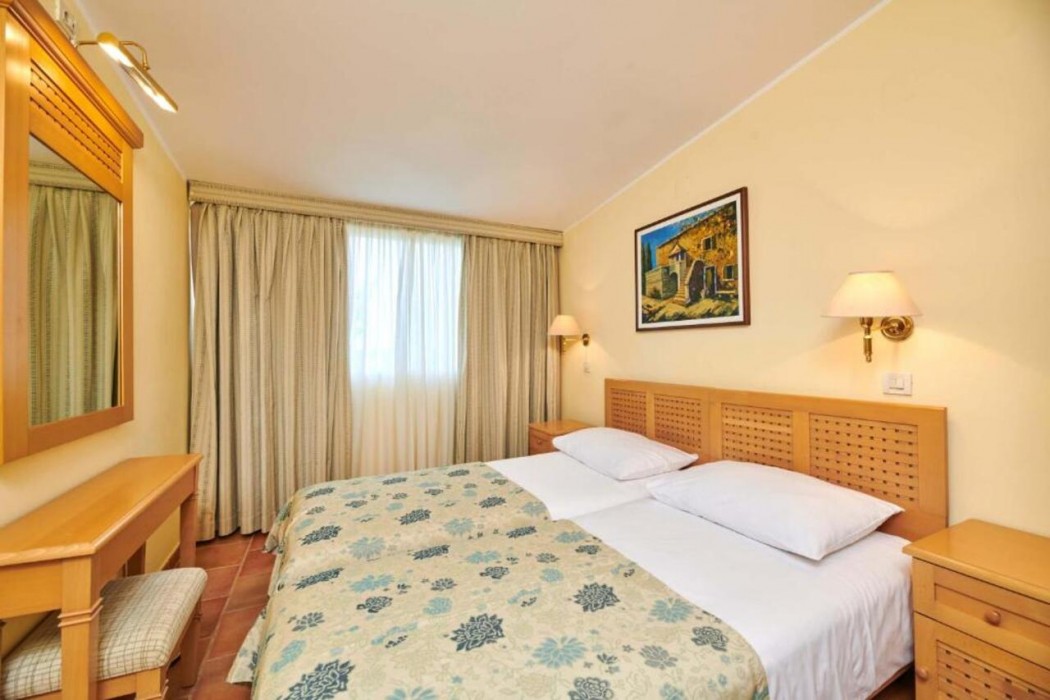 apartments bellevue plava laguna