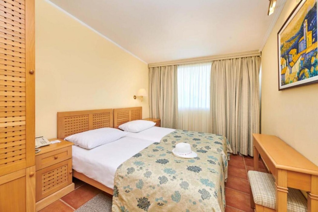 apartments bellevue plava laguna