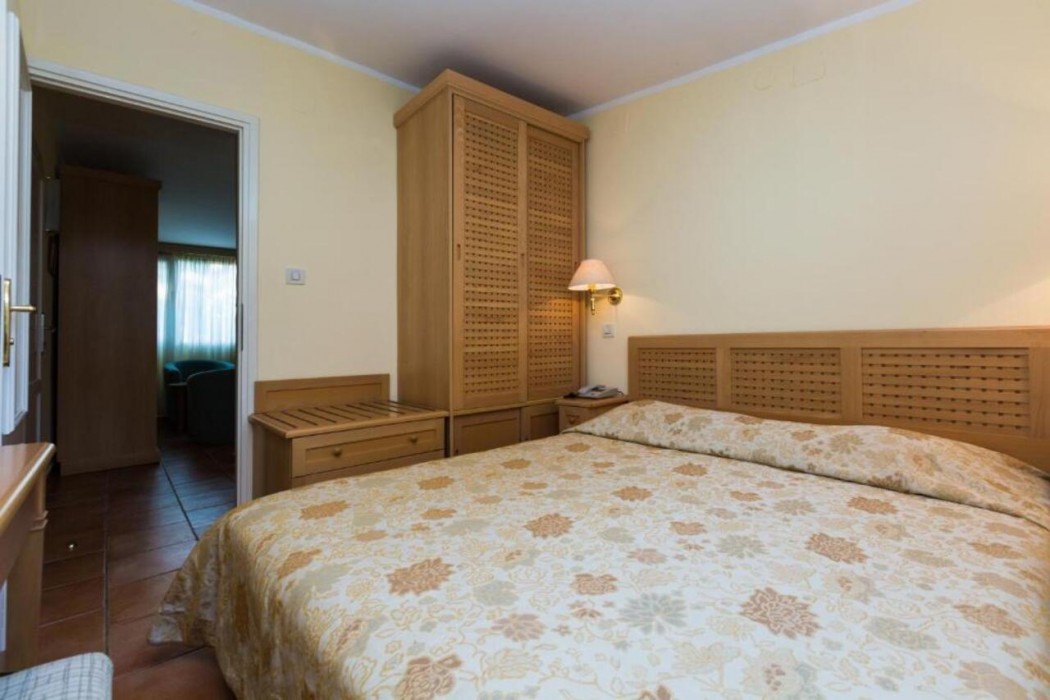 apartments bellevue plava laguna